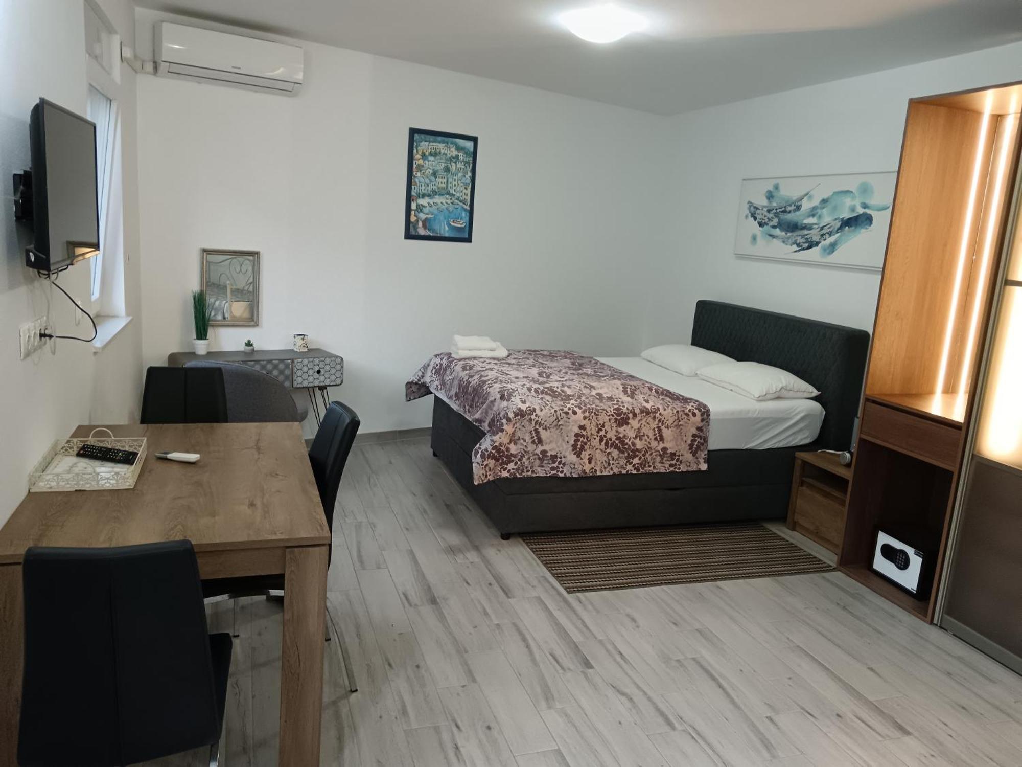 Faveria Apartments Amphitheater With Free Parking Pula Bilik gambar